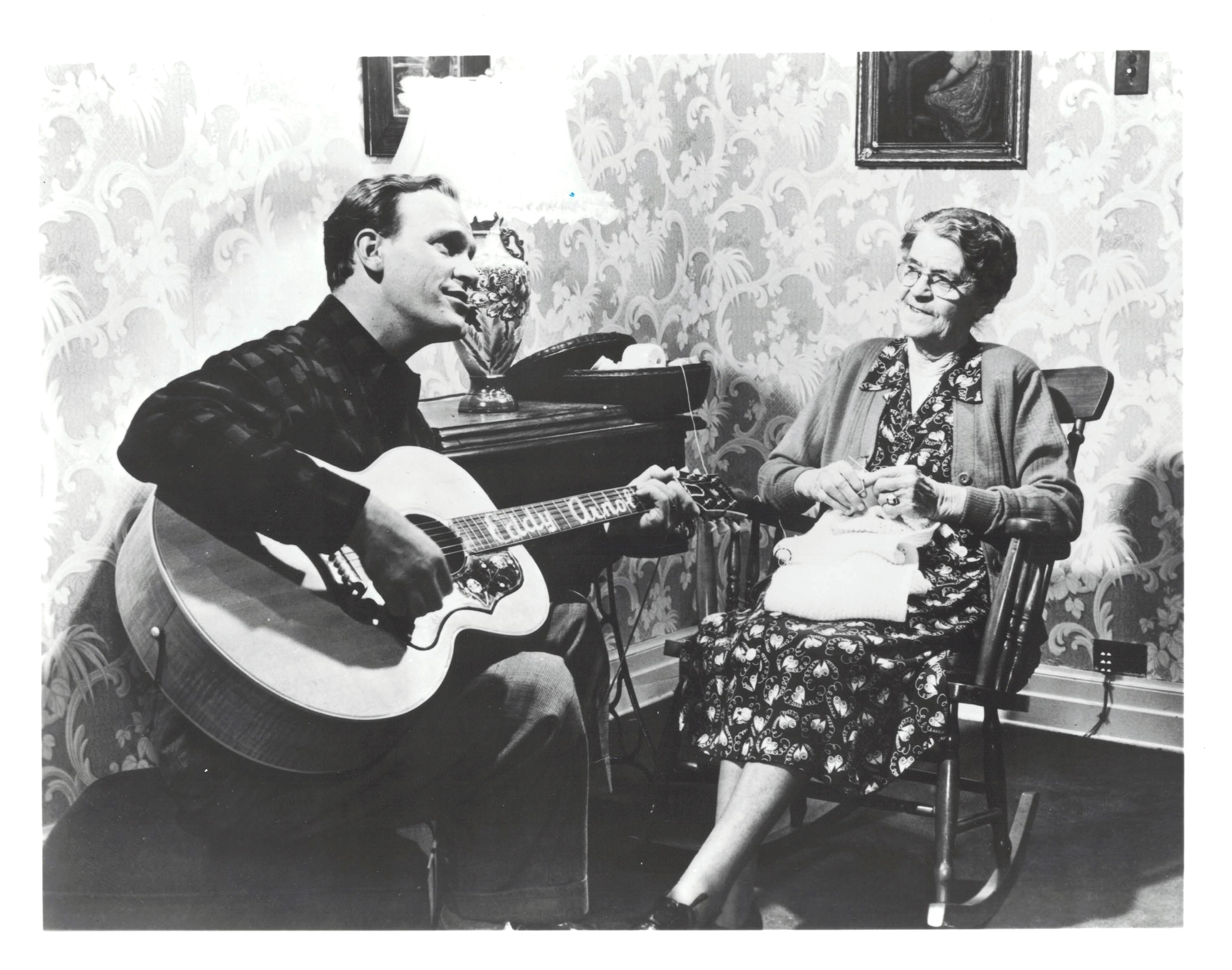 Eddy Arnold - Make the World Go Away